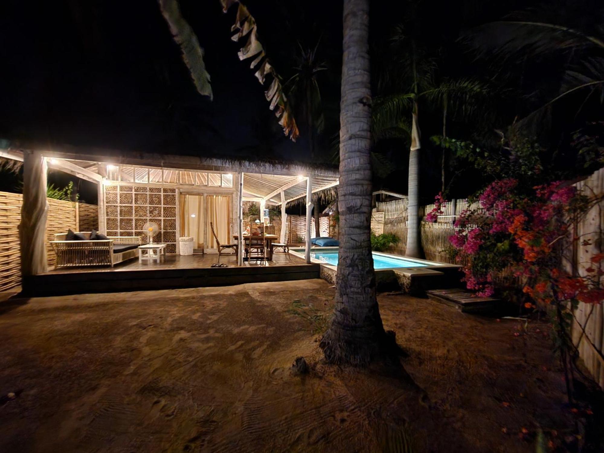 Bamboo Lodge Gili Trawangan Exterior photo